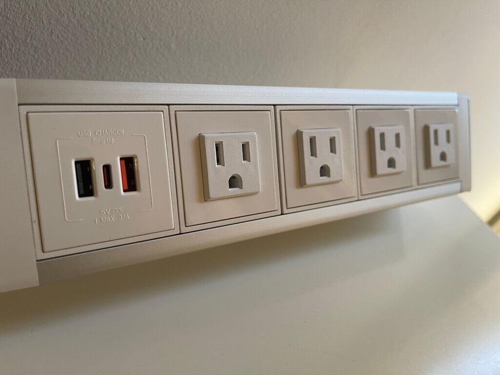 Desktop SafeCharge Power Dock Desk-Mountable Shielded Power Strip and Grounded Charger